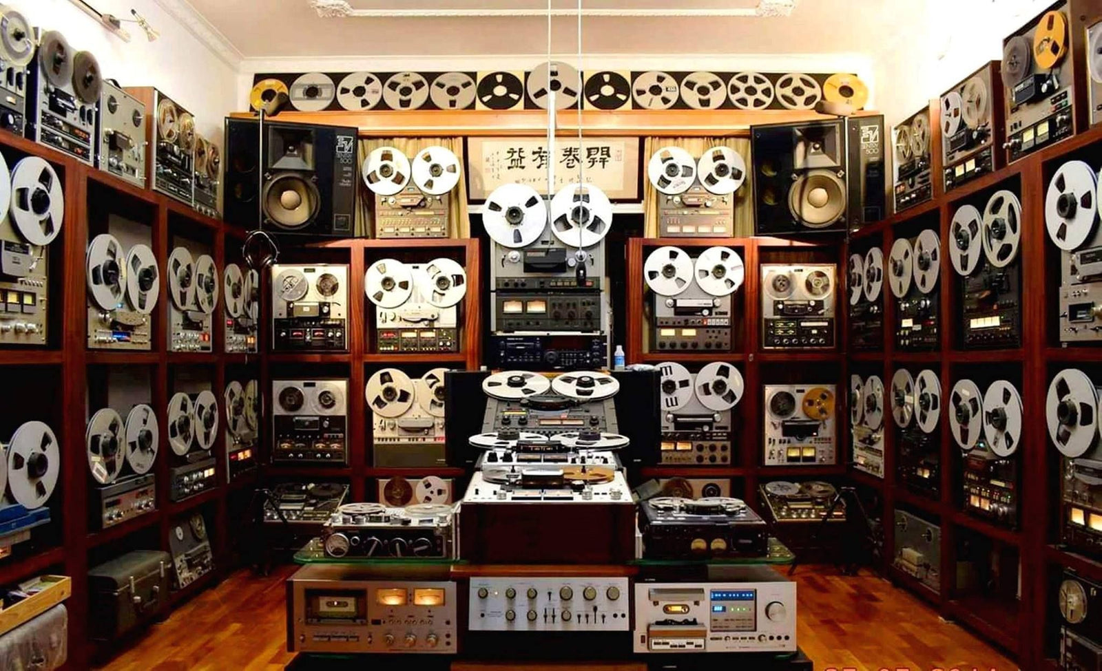 The Fundamentals of Reel-to-Reel Audio Players and Reels
